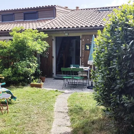 Patio, Terrasse Et Jardin - 4 Pers. - Fr-1-413-273 *